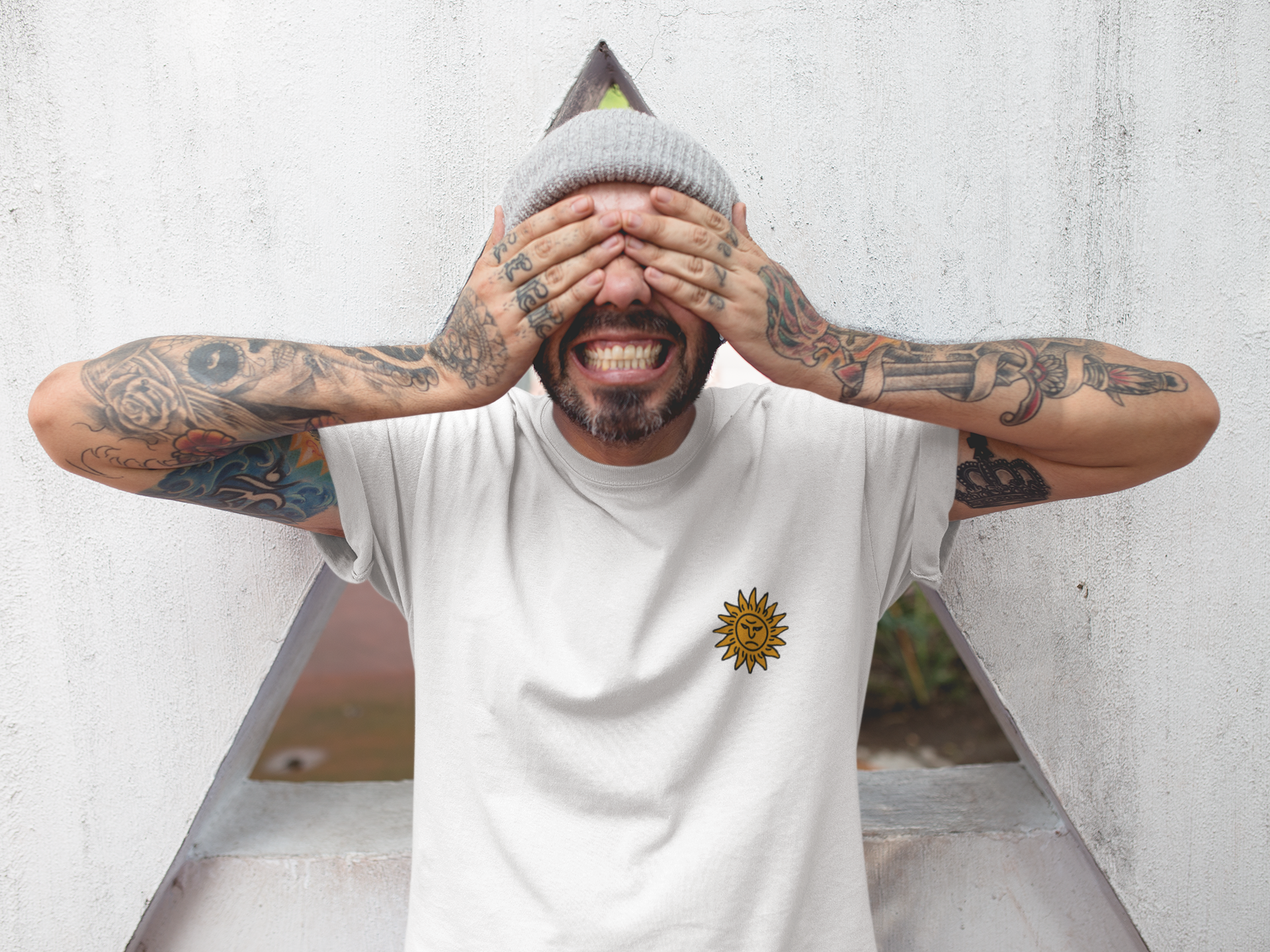 'Sunburst' Concrete Jungle Heavy T-Shirt